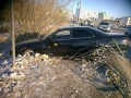Пьяный водитель сбил пешехода и повредил ограждение в Якутске