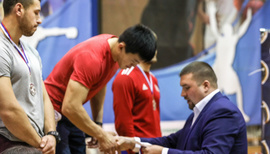Спортсмены по борьбе хапсагай бросили вызов Южной Якутии