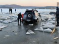 Порядка 30 провалившихся под лед автомобилей рыбаков извлекли в Приморье