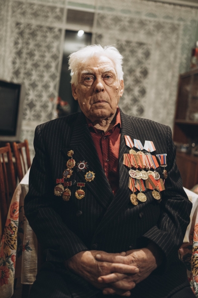 Глава Якутии встретился с ветераном Великой Отечественной войны Валерием Спридоновым