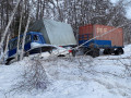 Два человека погибли при столкновении автомобиля и большегруза в Якутске