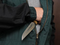 Молодые люди, угрожая ножом, обокрали прохожего в центре Якутска