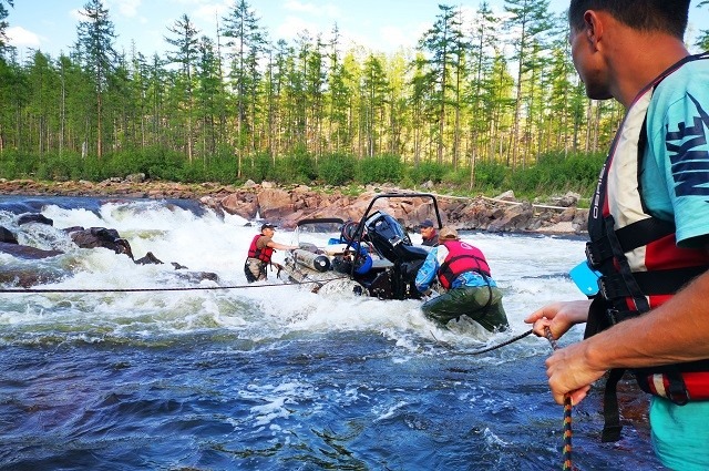 2180 км по якутским рекам: как водометчики штурмовали Большое Токо