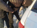 Мужчина с пневматическим пистолетом ограбил автосервис в Якутске