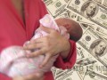 Жительница Якутска подозревается в продаже младенца за 300 тысяч рублей
