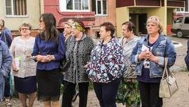 Ближе к людям: Леонид Олейник начал встречи с населением во дворах
