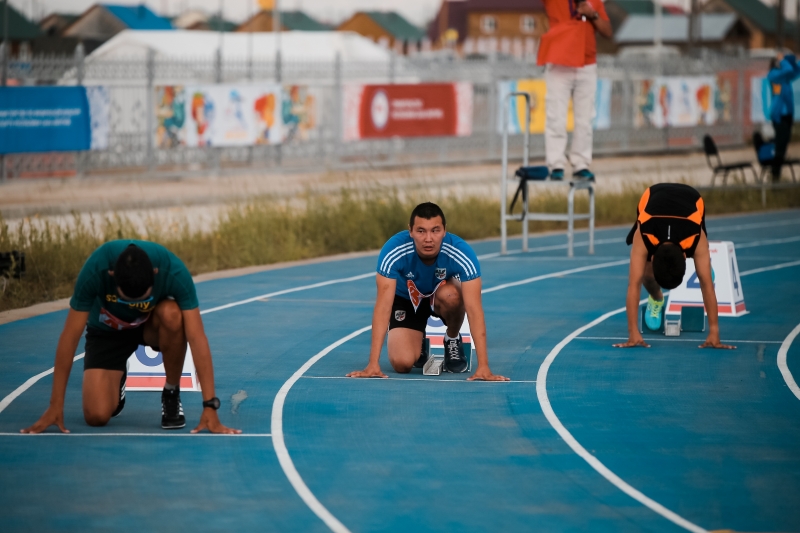 Программа по адаптивным видам спорта в Амге завершилась выступлениями легкоатлетов