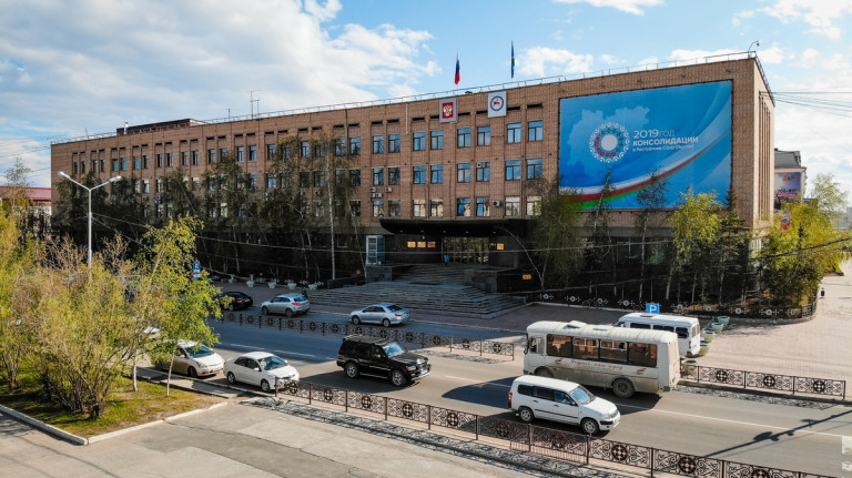 Топ-10 новостей: Новая площадь Ленина, беспересадочный вагон и бассейн в Жатае
