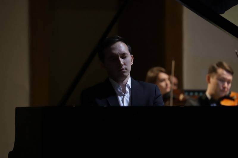 Швейцарское ТВ сняло фильм о пианисте Сергее Танине в Якутии