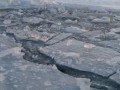 Два КАМАЗа провалились под лед на несанкционированной переправе в Жиганском районе Якутии, есть погибшие