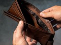 Житель Нерюнгри похитил деньги у знакомого, чтобы расплатиться с долгами
