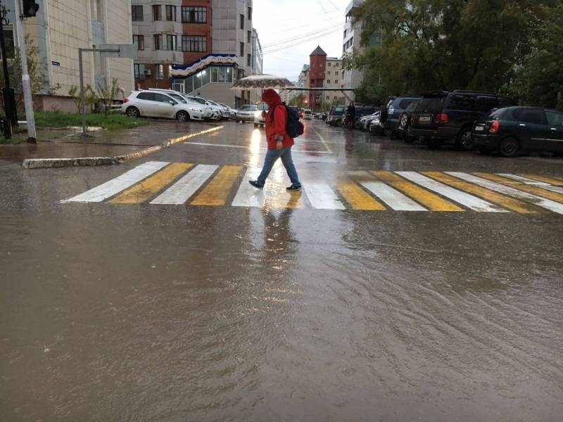 16 июля в нескольких районах Якутии прогнозируются ливни и грозы, возможен град