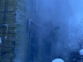 Пожарные тушат многоквартирный дом по ул.Шевченко в Якутске