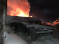 Женщина погибла при пожаре в общежитии в Среднеколымском районе Якутии