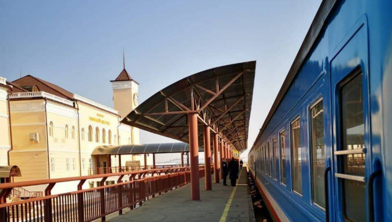 С 15 июня из Нижнего Бестяха будут ездить беспересадочные вагоны до Владивостока. Время в пути — двое суток 13 часов