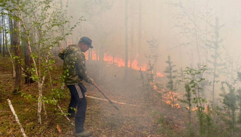 Количество пожаров в Якутии превысило 300, над вилюйской группой улусов сегодня вызовут искусственные дожди
